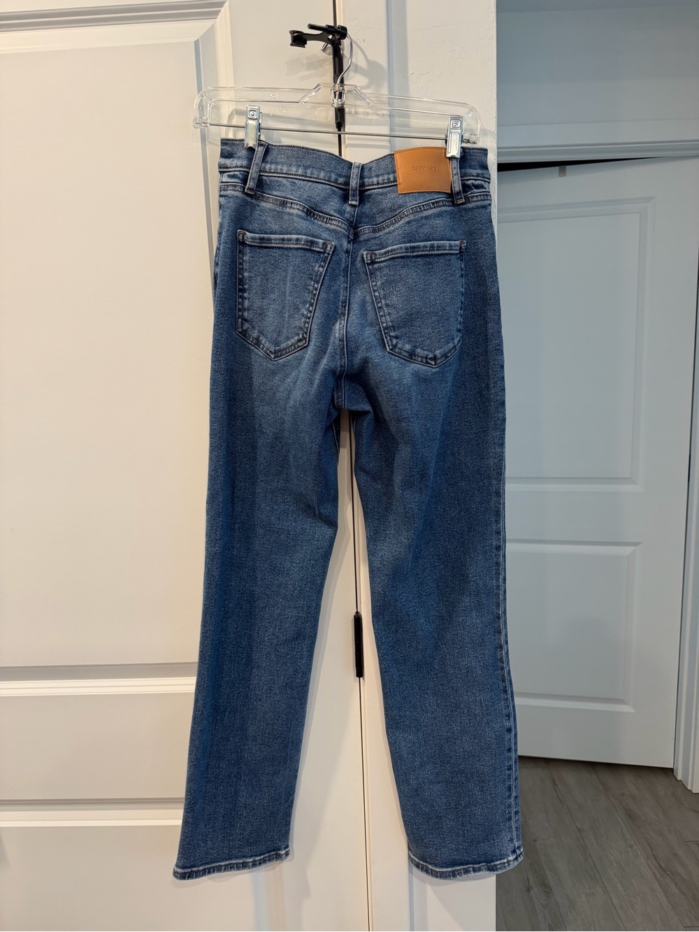 Express 90s Slim High Rise Jeans - Picture 2 of 5